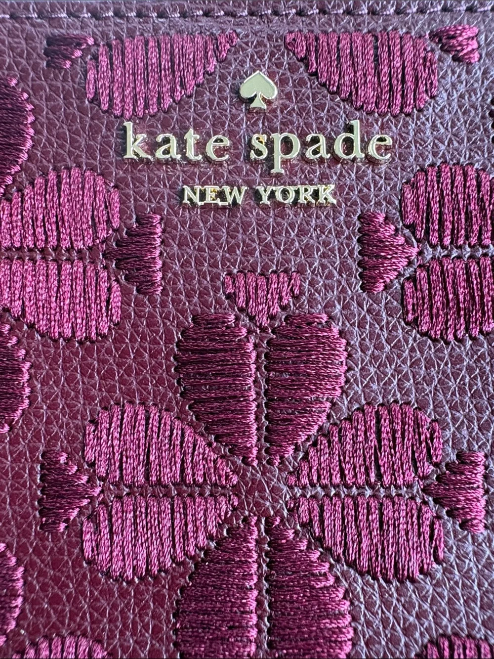 kate spade flower embroidered convertible wristlet - dark marlo